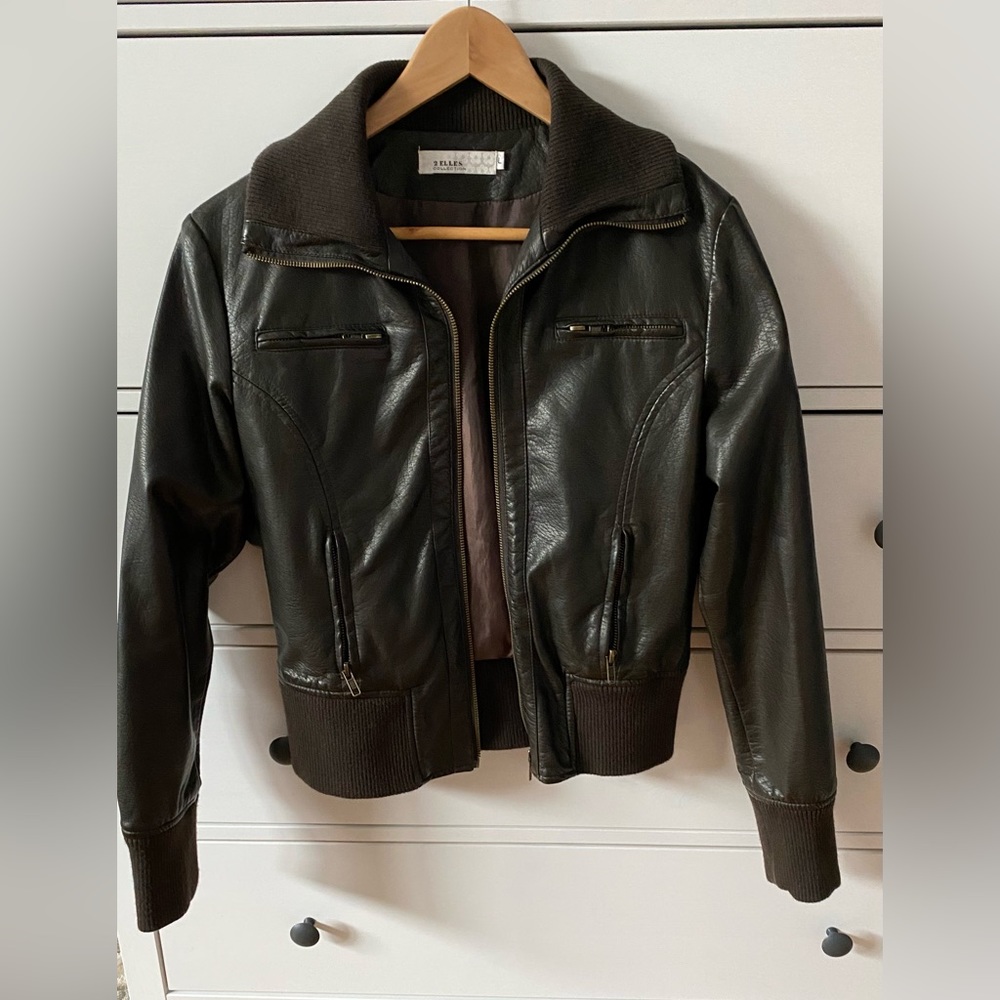 2 Elle Brown Faux BROWN Jacket size L